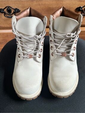 Timberland Cream Lace-Up Ankle Boots with Metallic Copper Collar